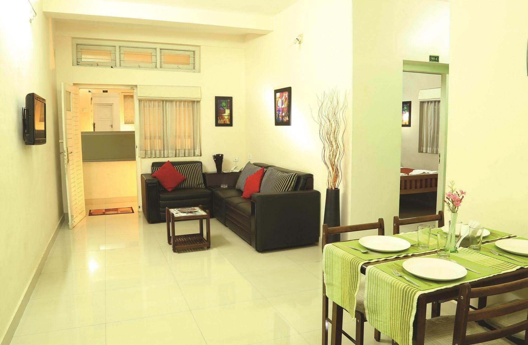 Wayanad Cliff Hotels Apartments กัลปัตตา ภายนอก รูปภาพ